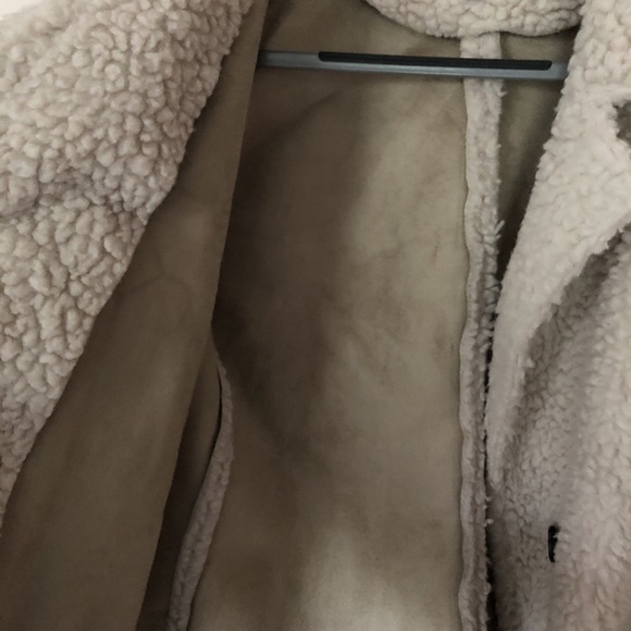 Fluffy teddy coat 🐻 ASOS - Picture 4 of 4